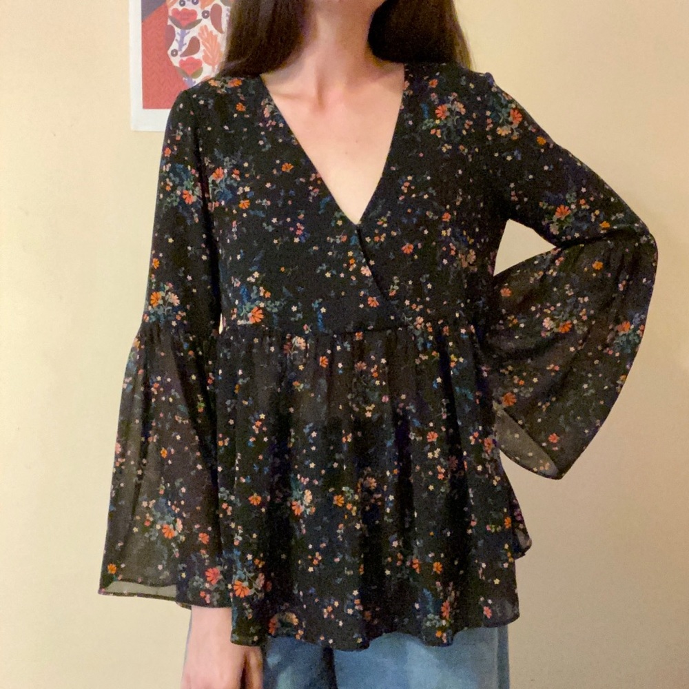 Bell Sleeve Floral Blouse - Picture 1 of 5